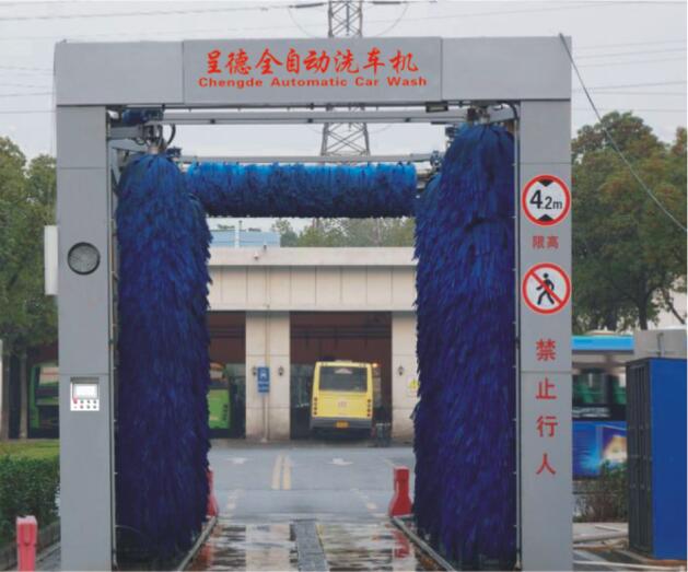 往復式5刷公交大巴洗車機